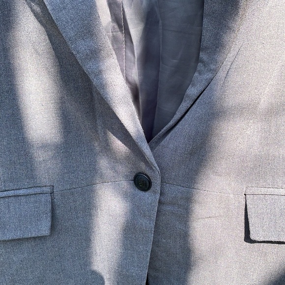 Gray Blazer - Picture 4 of 6